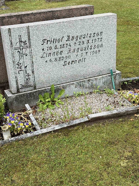 Grave number: SKF D    93, 94