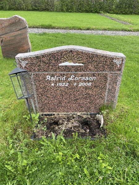 Grave number: DU ND    60, 61