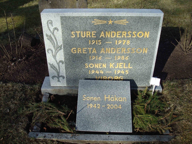 Grave number: KU 07    38, 39
