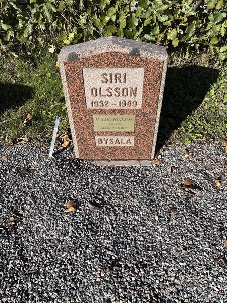 Grave number: 4 N NE     4