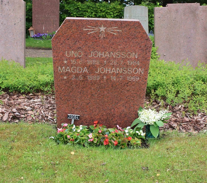 Grave number: Ö 29   118, 119