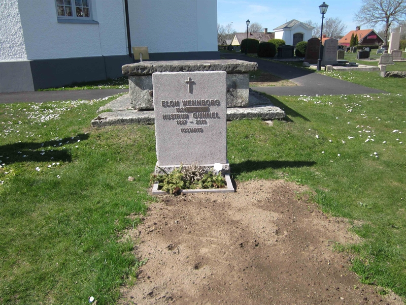 Grave number: 04 C   53, 54