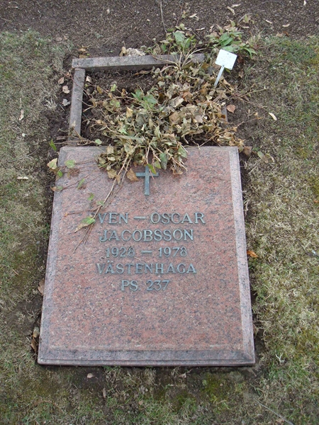 Grave number: KU 10    32