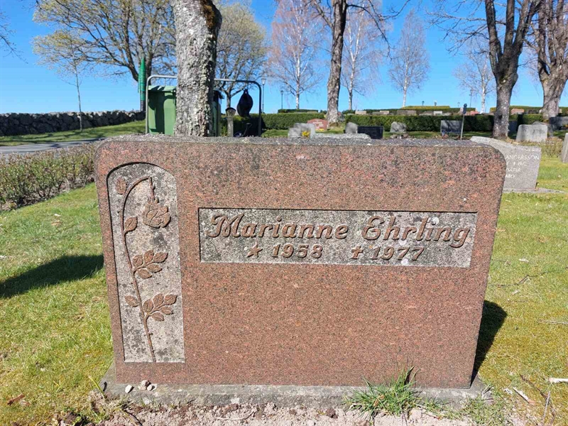 Grave number: HV 32   16