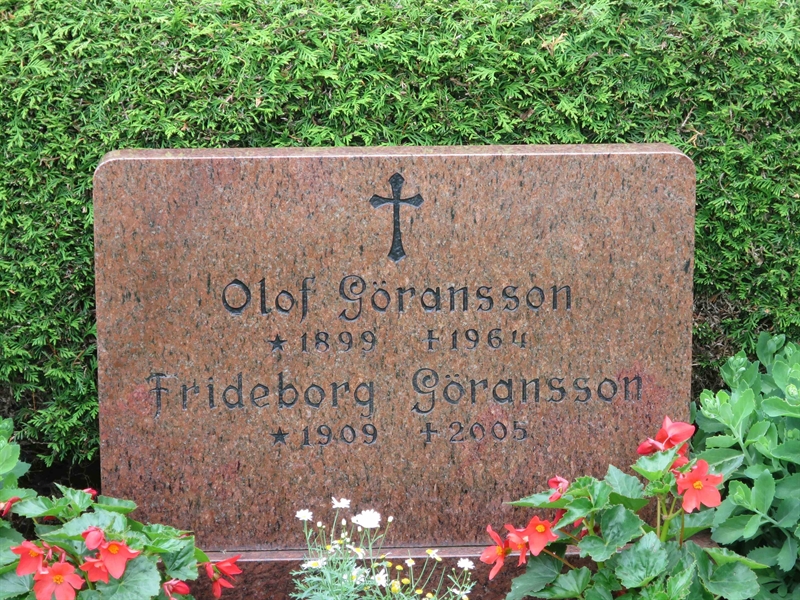 Grave number: HÖB 62    13
