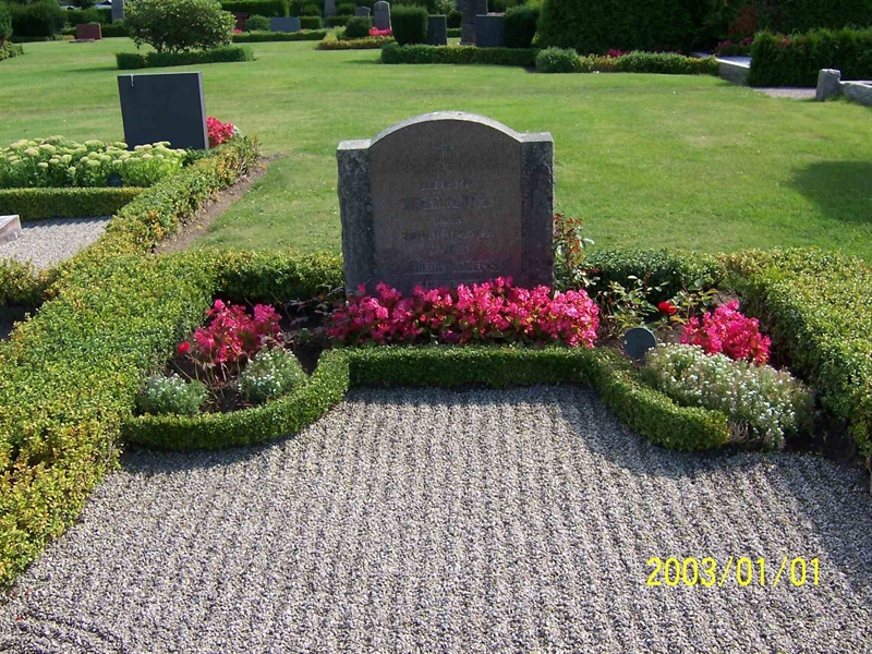 Grave number: 1 2 C    54