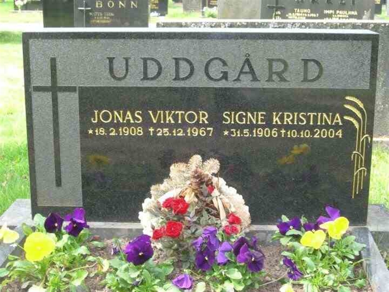 Grave number: 1 GA 05    476-478