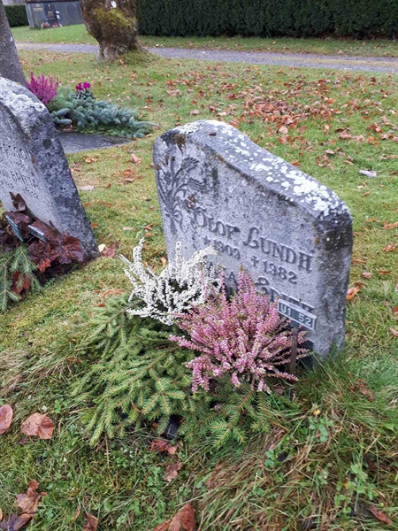 Grave number: GK U 1    52