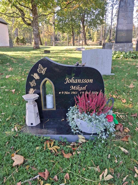Grave number: SRG 2   277