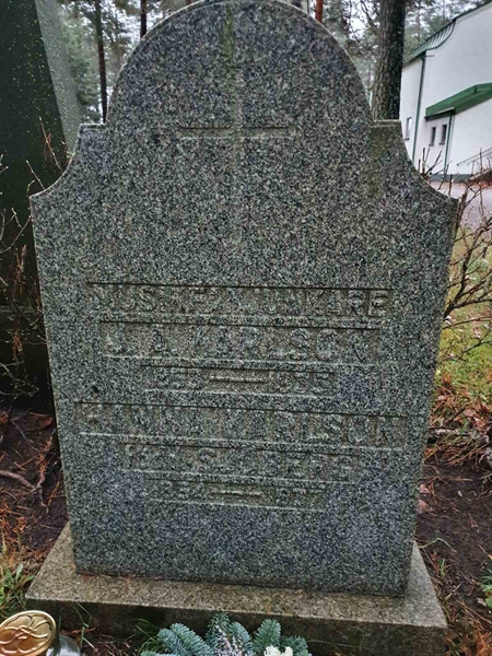 Grave number: SK A1   119-120