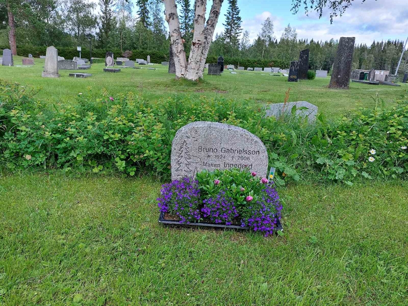Grave number: SK 6    57, 58