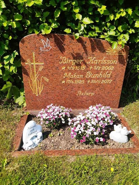Grave number: F Ö A    29-30