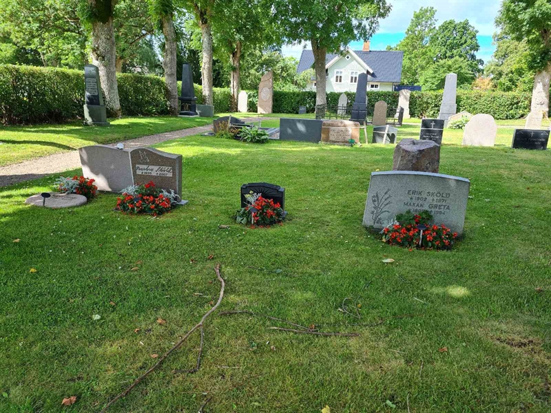 Gravnummer: Ut   124