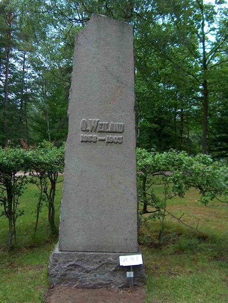 Grave number: HÖB GL.R     1