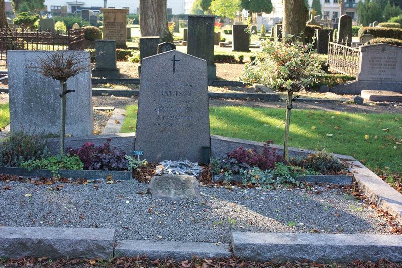 Grave number: Ö 15i    62, 63, 64