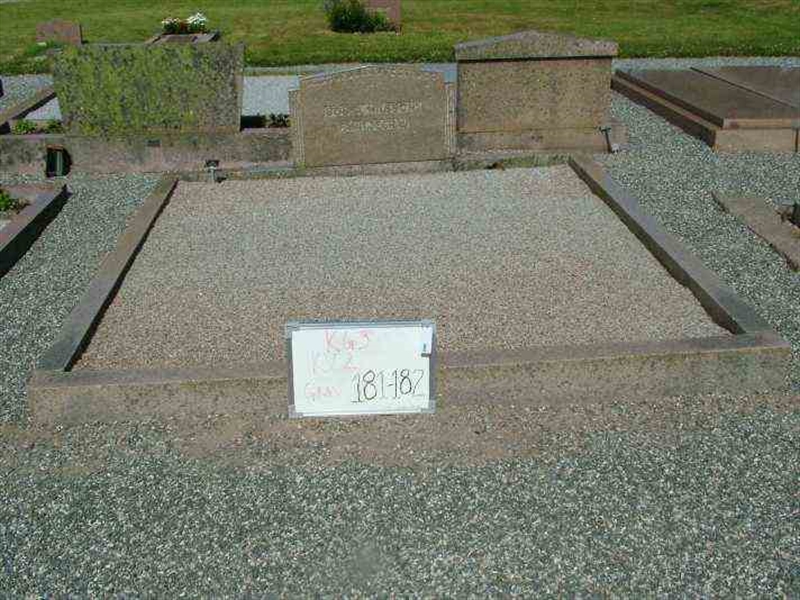 Hautatunnus: 3 02   181-182