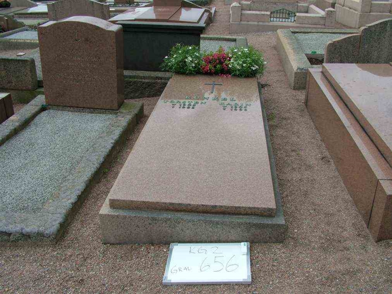 Hautatunnus: 2   656