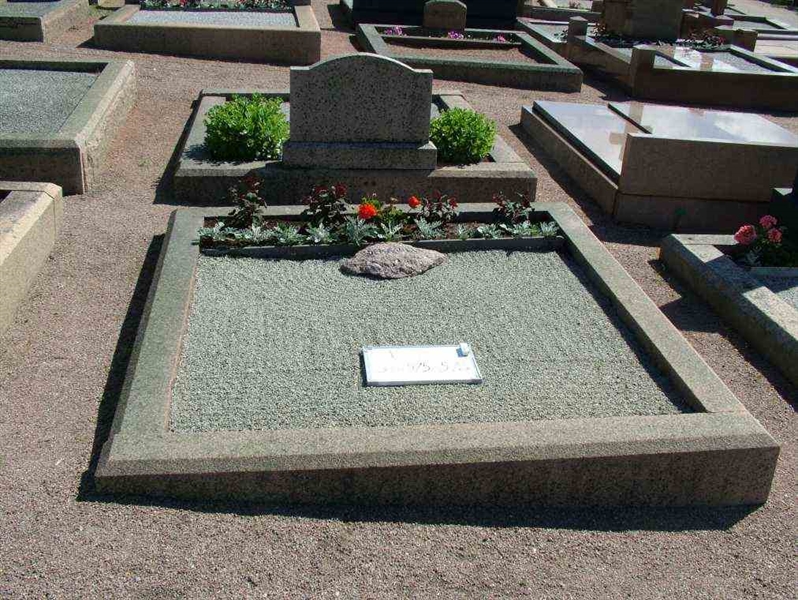 Grave number: 2   575-576