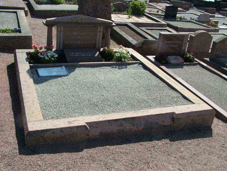 Hautatunnus: 2   939-940