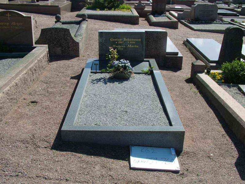 Hautatunnus: 2   759-760