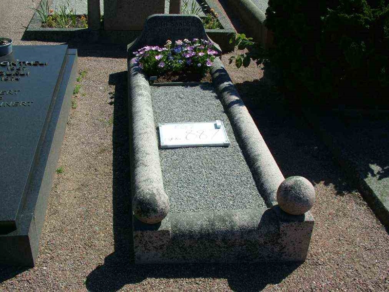 Hautatunnus: 2   887