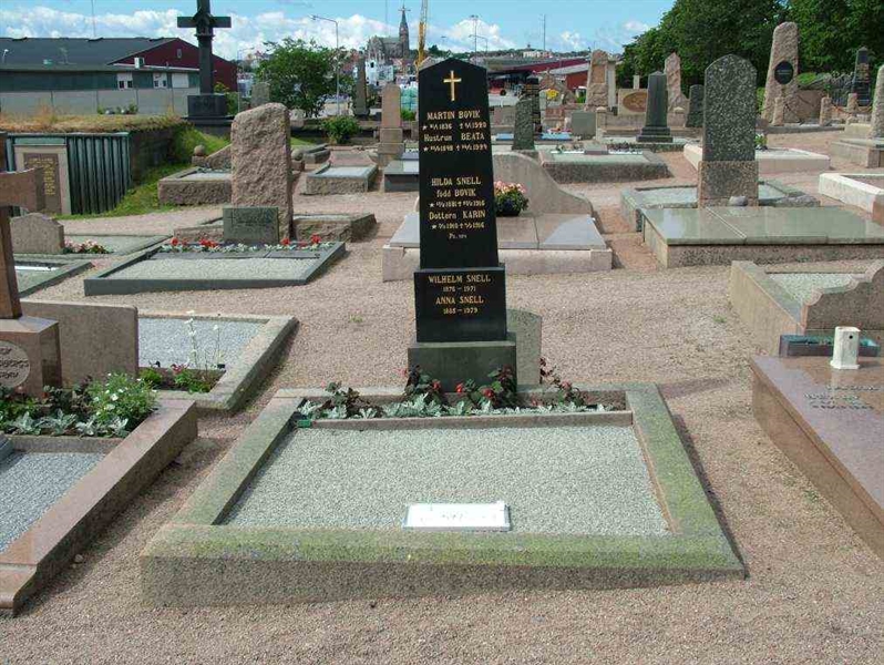 Grave number: 2   599-600