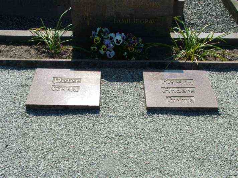 Gravnummer: 3 02   140-141