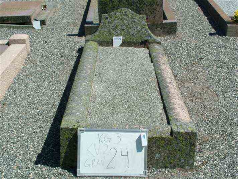 Hautatunnus: 3 02    24