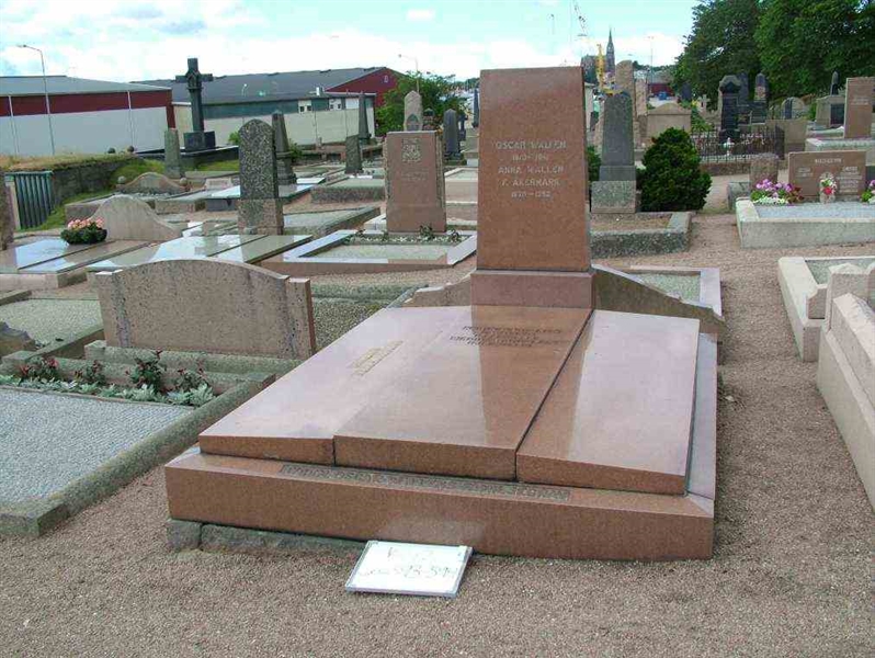 Gravnummer: 2   593-594