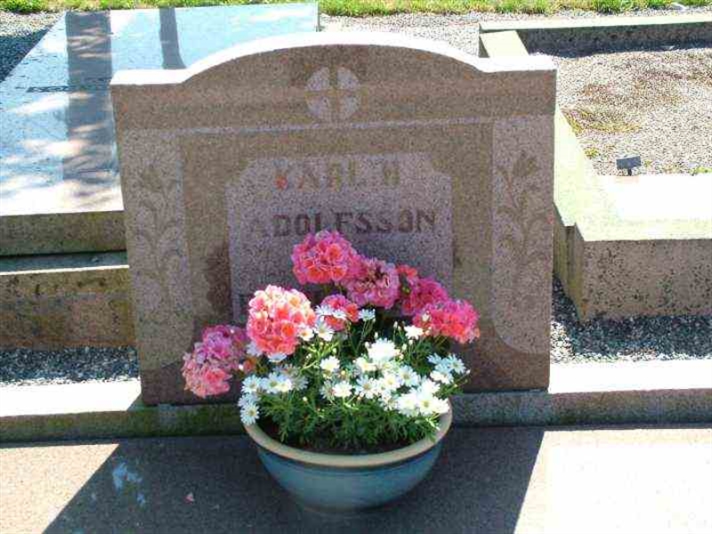 Gravnummer: 3 02   214-215