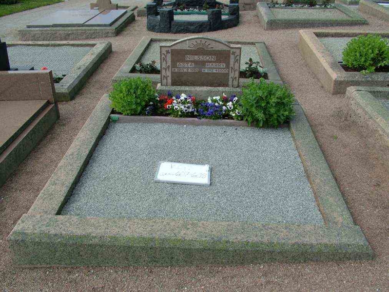 Hautatunnus: 2   607-608