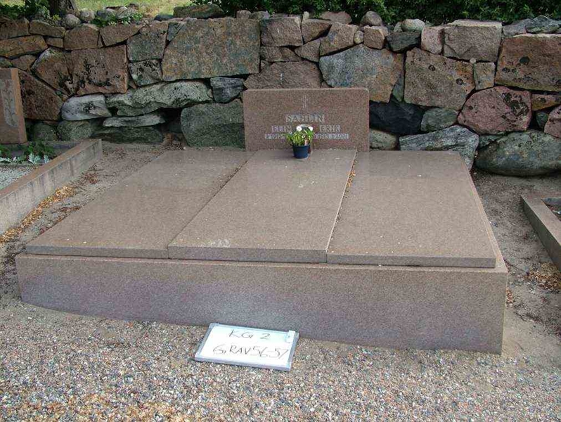 Hautatunnus: 2    56-57