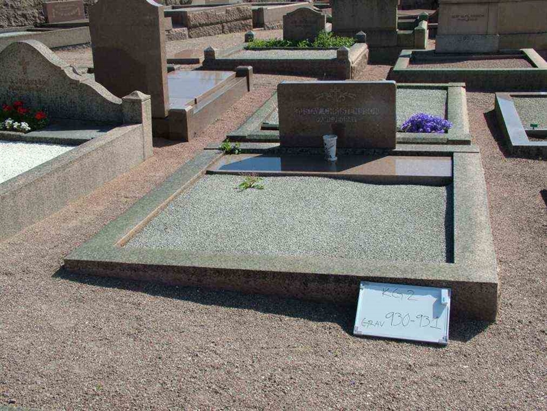 Hautatunnus: 2   930-931