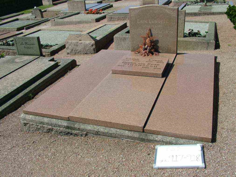 Grave number: 2   917-918