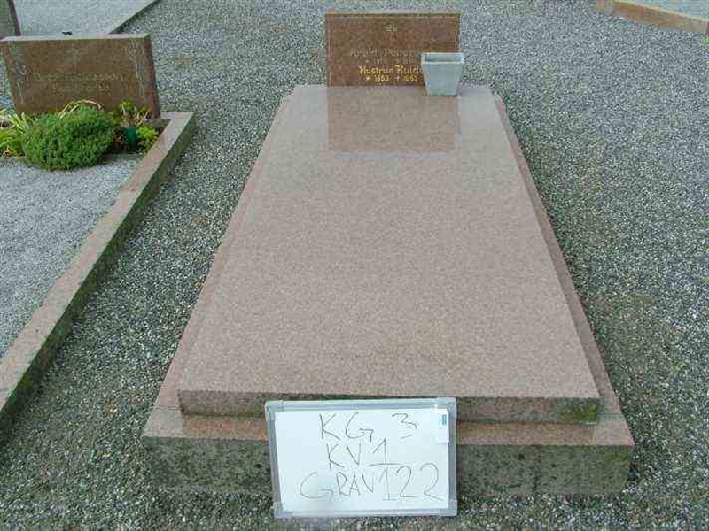 Gravnummer: 3 01   122