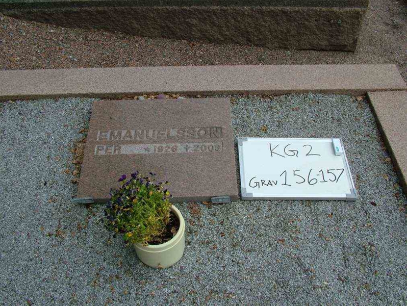 Hautatunnus: 2   156-157
