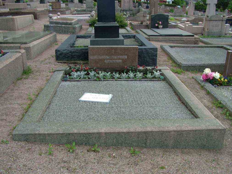 Hautatunnus: 2   490-491