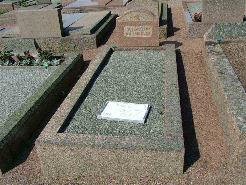 Hautatunnus: 2   967