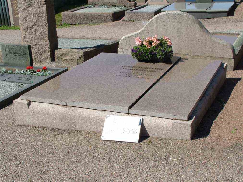 Hautatunnus: 2   535-536