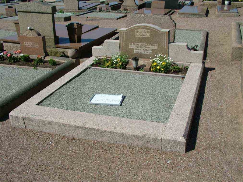 Hautatunnus: 2   848-849