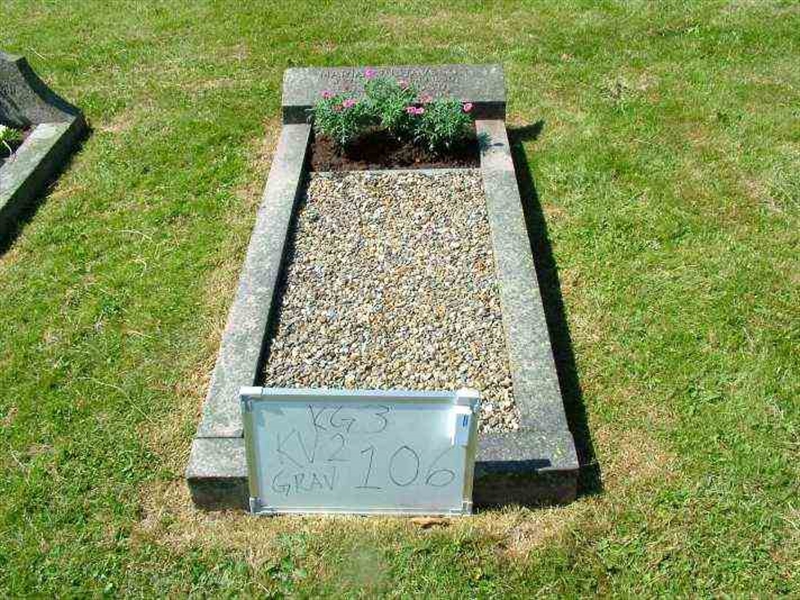 Gravnummer: 3 02   106