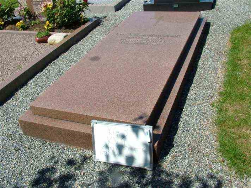 Hautatunnus: 3 01   259