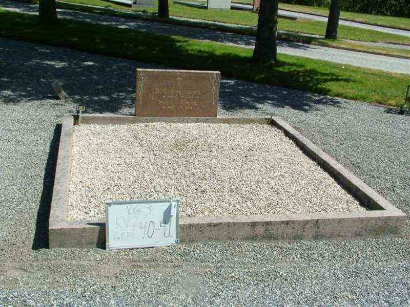 Hautatunnus: 3 02    40-41