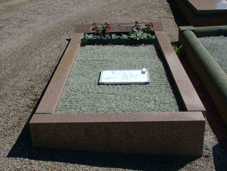 Hautatunnus: 2   547