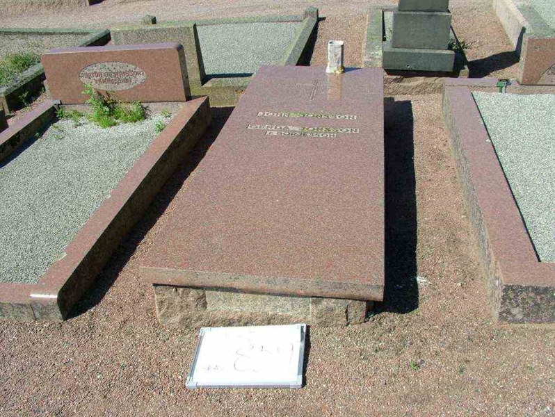 Grave number: 2   859