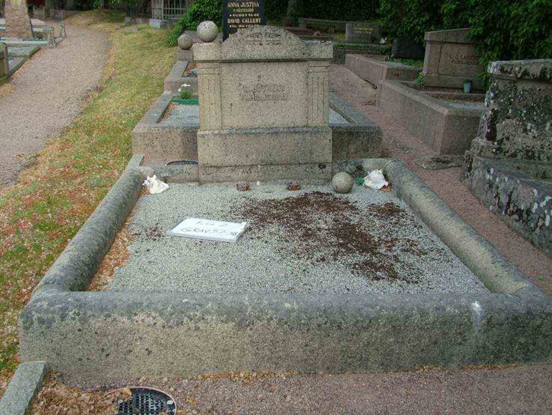 Hautatunnus: 2    37-38