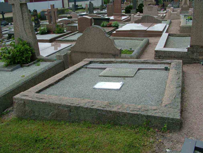 Gravnummer: 2   709-710