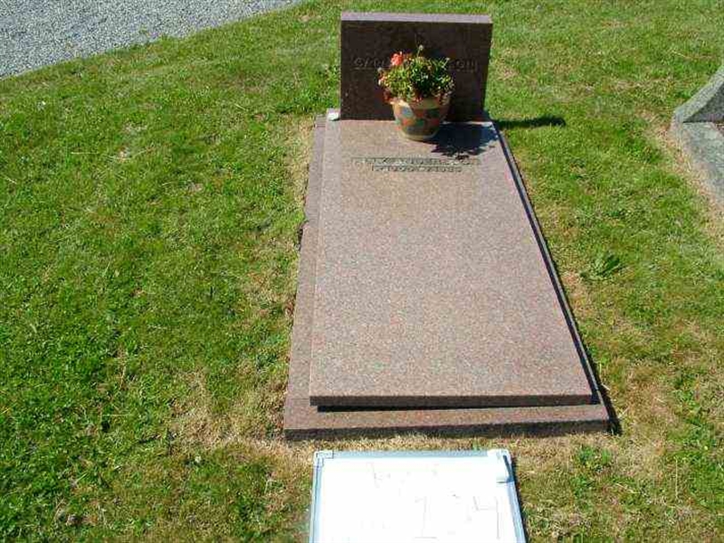 Gravnummer: 3 02   104