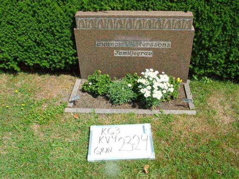 Gravnummer: 3 04    23-24