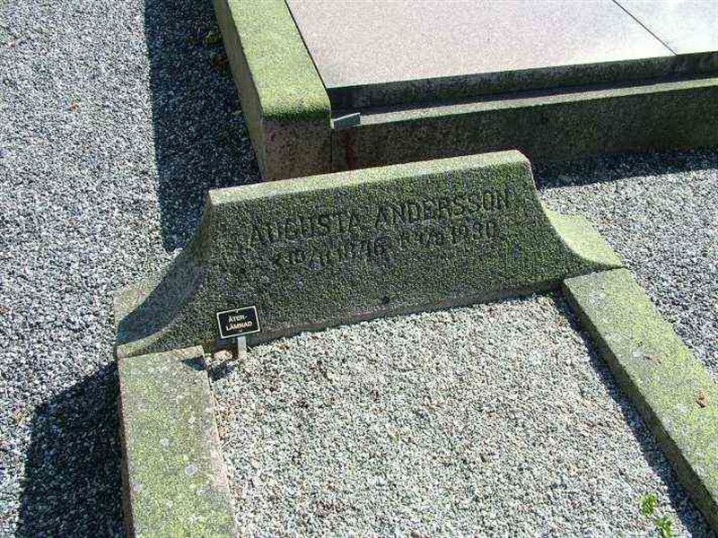 Gravnummer: 3 06    52